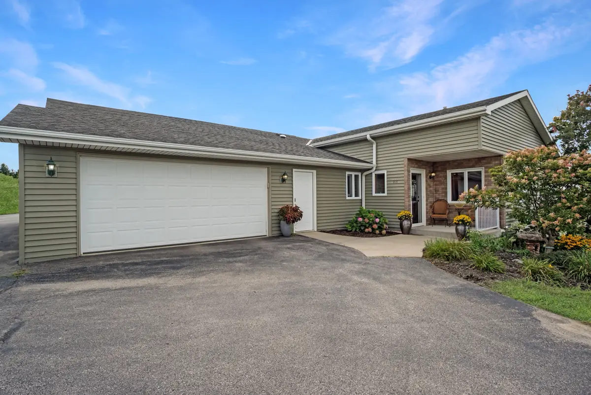 215 Watertower Cir, Iron Ridge, WI 53035 - #1