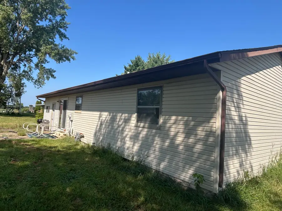 W7673 Castle Mound Rd, Holland, WI 54636 - #3