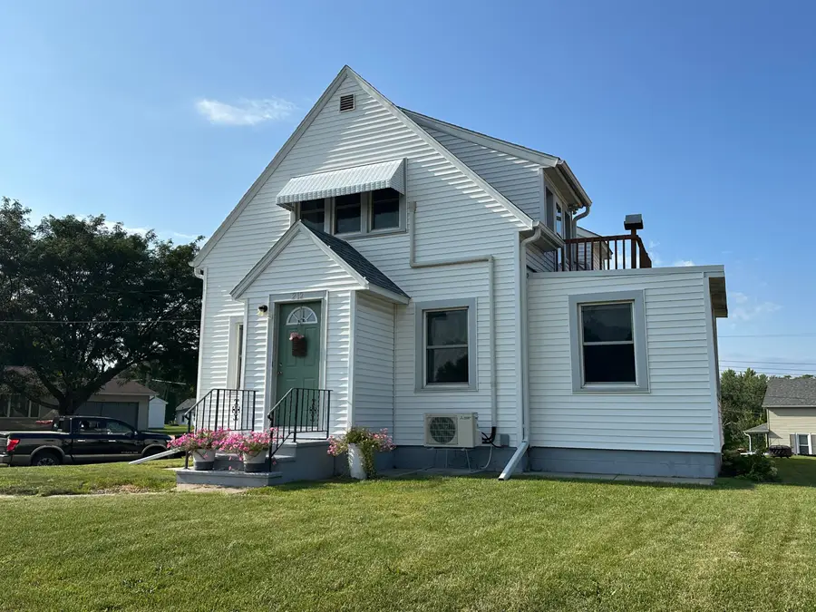212 Main St, Hokah, MN 55941 - #2