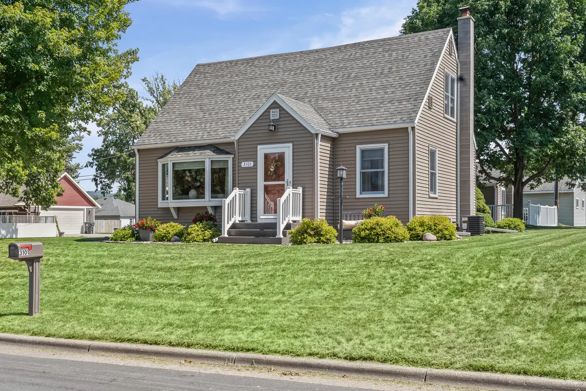 3101 27th St S, La Crosse, WI 54601 - #1