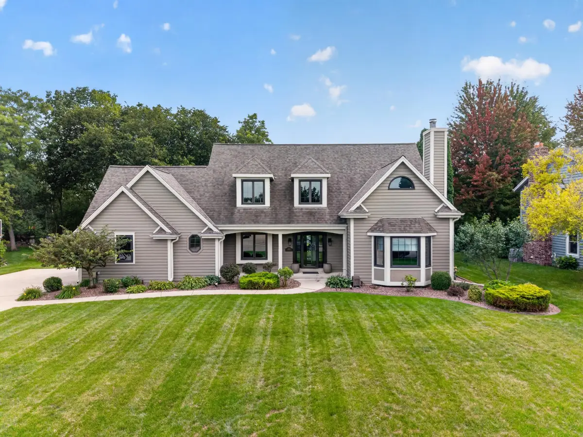 S78W20195 Monterey Dr, Muskego, WI 53150 - #1