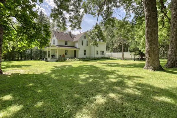 2831 Highway 83, Delafield, WI 53029