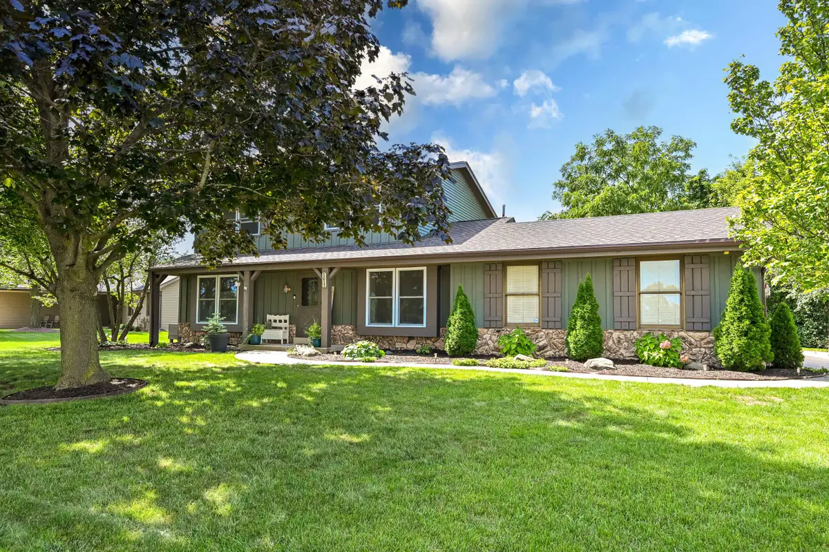 7613 S 83rd St, Franklin, WI 53132 - #1