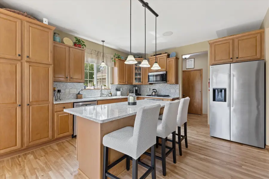 1823 Deer Path, Waukesha, WI 53189 - #2