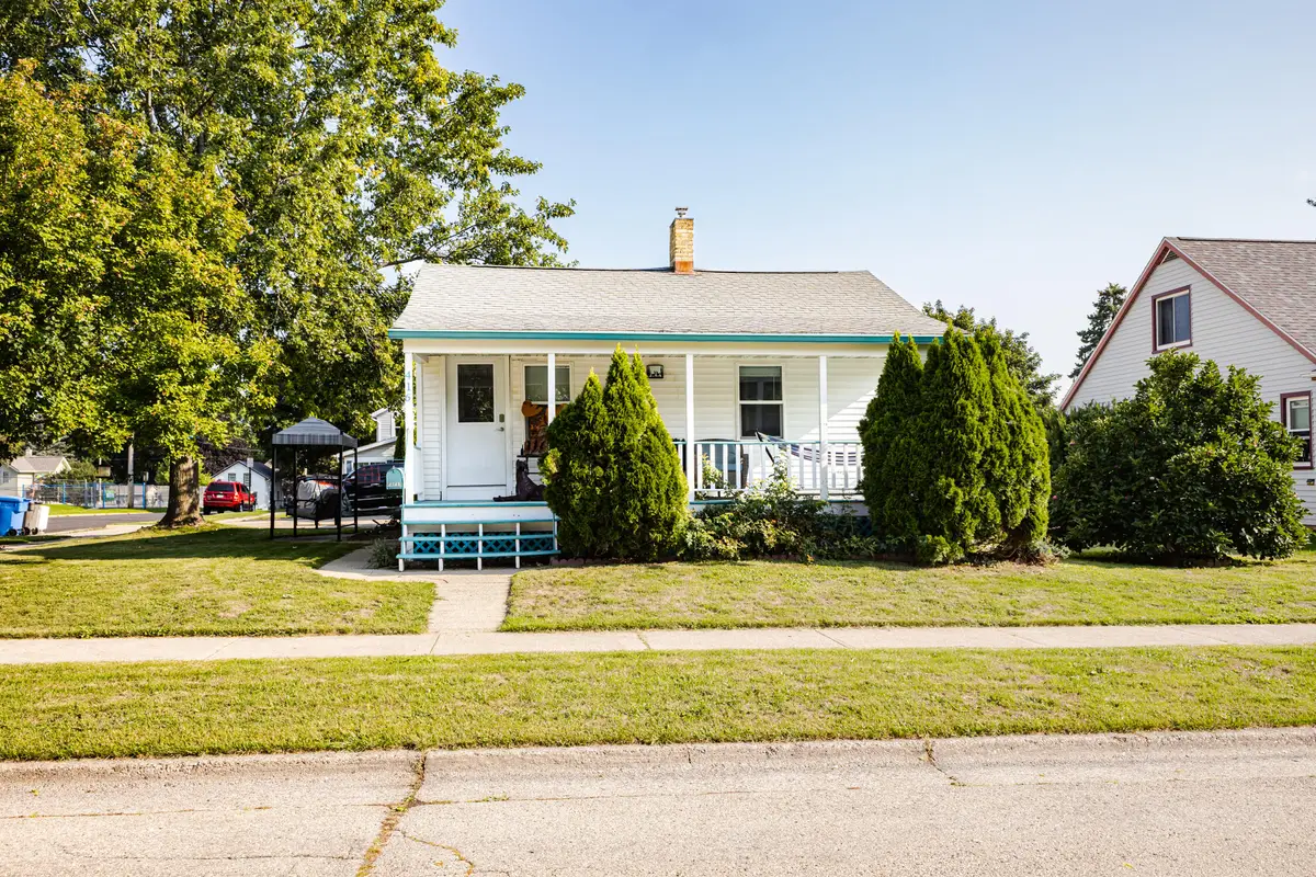 416 O'connell St, Watertown, WI 53094 - #1