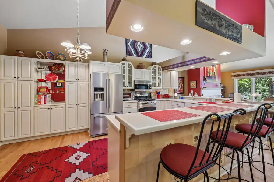 526 Oak Ridge Dr, Hartland, WI 53029 - #3