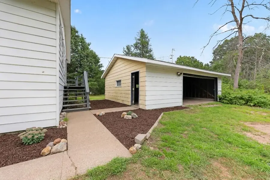 N10130 Buckeye Dr, Necedah, WI 54646 - #2