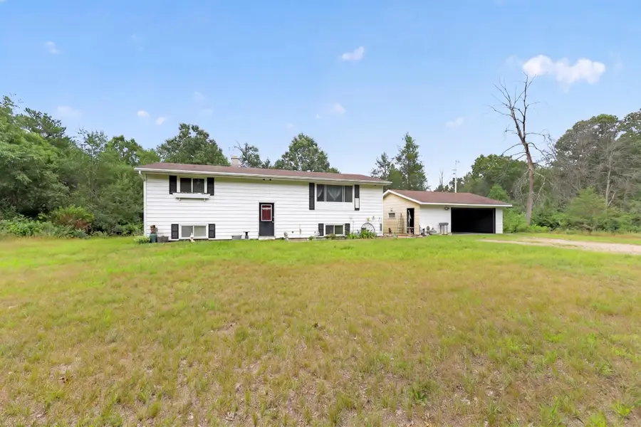N10130 Buckeye Dr, Necedah, WI 54646 - #3