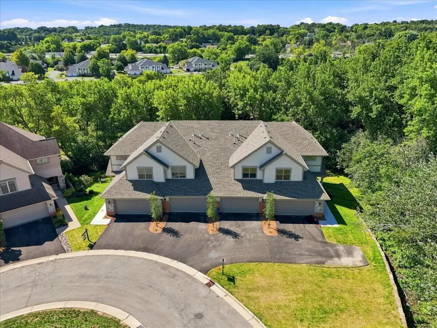 255 Aerie Cir, Brookfield, WI 53045 - #3
