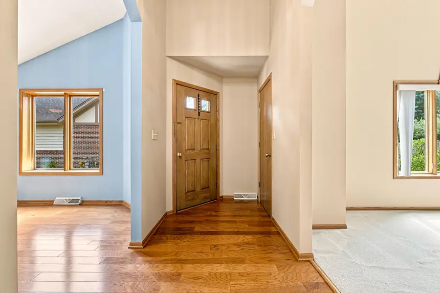 N34W23895 Grace Ave, Pewaukee, WI 53072 - #2
