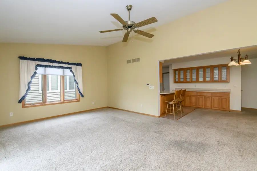 3004 Valley Ave, West Bend, WI 53095 - #3