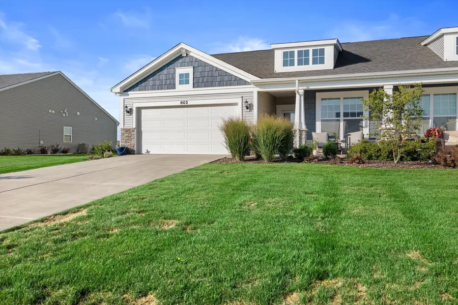 602 Cadence Cir, Lake Geneva, WI 53147 - #3