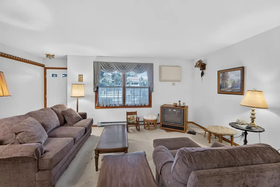269 Minz Park Cir, West Bend, WI 53095 - #3