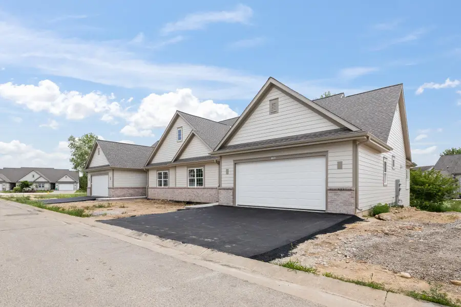 1797 Cedar Ridge Dr, Slinger, WI 53086 - #3