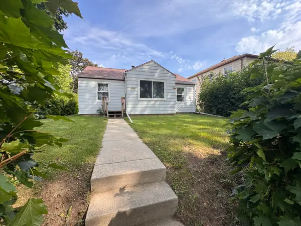 6634 W Carmen Ave, Milwaukee, WI 53218