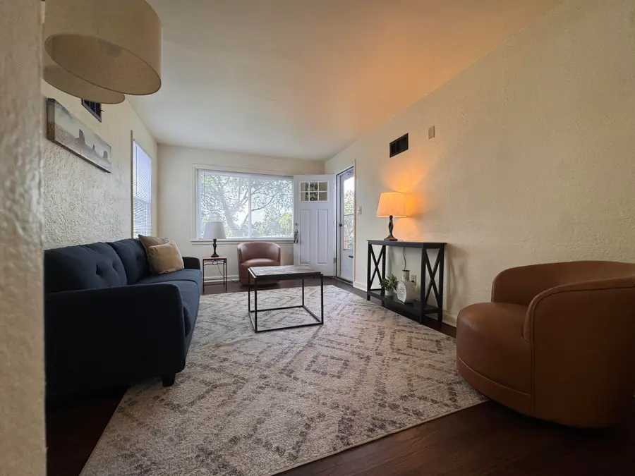 6634 W Carmen Ave, Milwaukee, WI 53218 - #3