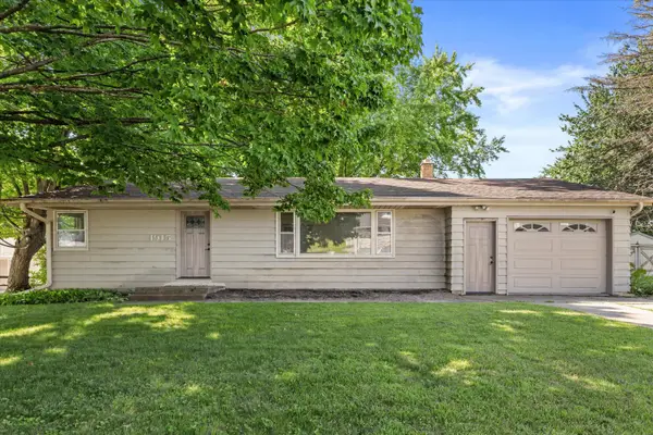 1915 Miller St, West Bend, WI 53095