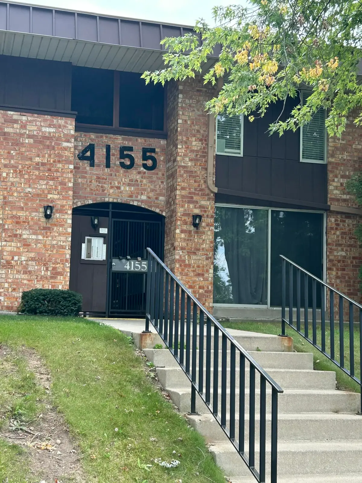 4155 W Rivers Edge Cir, Brown Deer, WI 53209 - #1