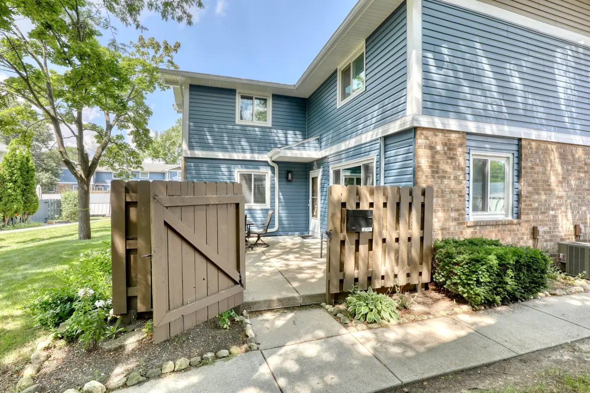 N76W14539 North Point Ct, Menomonee Falls, WI 53051 - #1