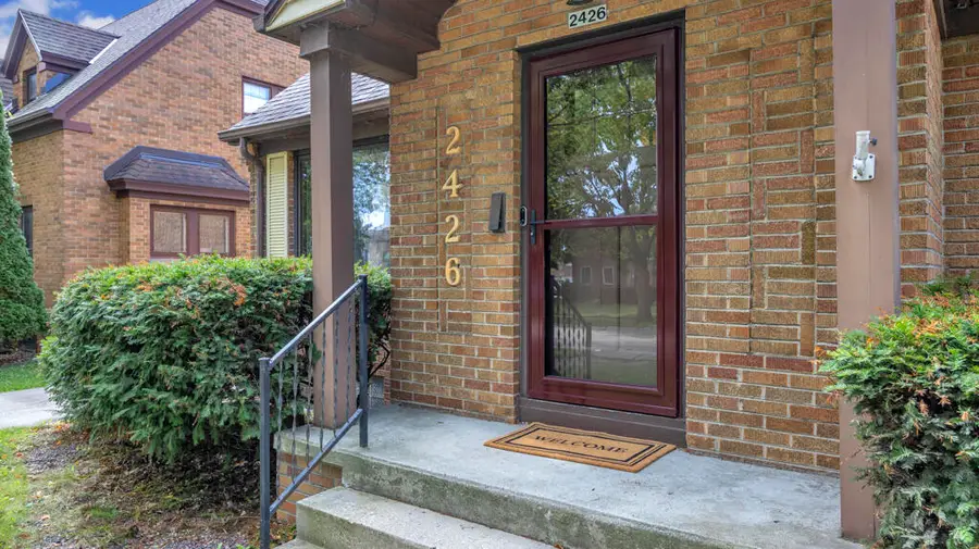 2426 N 9th St, Sheboygan, WI 53083 - #2