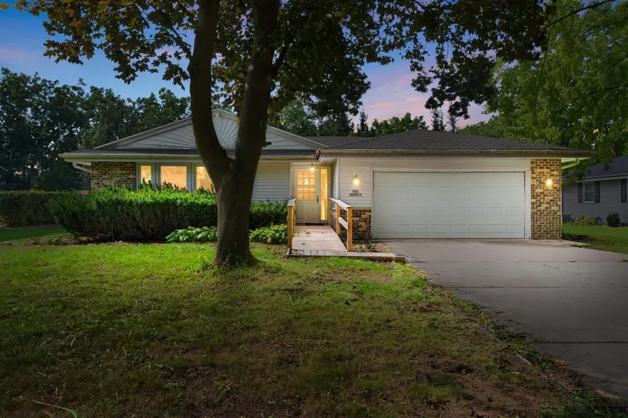 N52W23799 Parkview Dr, Lisbon, WI 53089 - #3