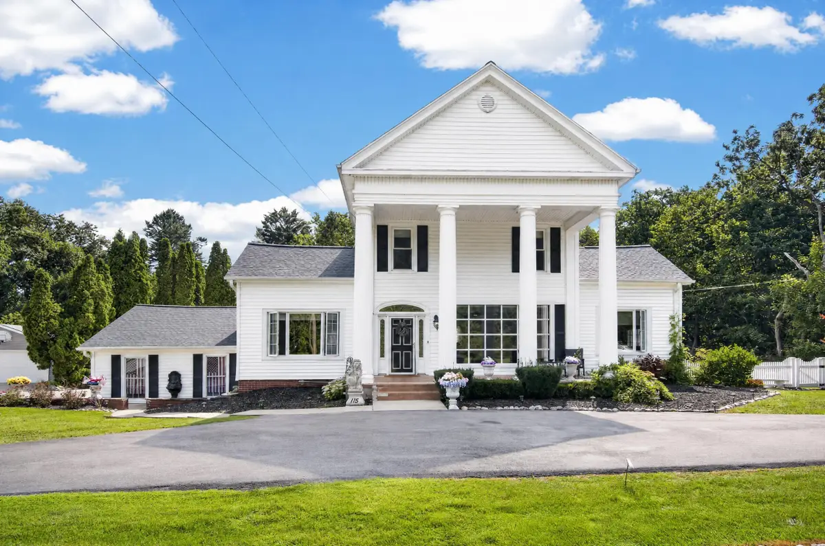 115 S Lakeshore Dr, Somers, WI 53140 - #1