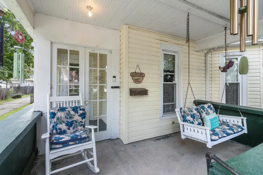 117 N Fourth St, Delavan, WI 53115 - #2
