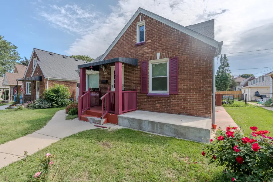 3221 W Oklahoma Ave, Milwaukee, WI 53215 - #2