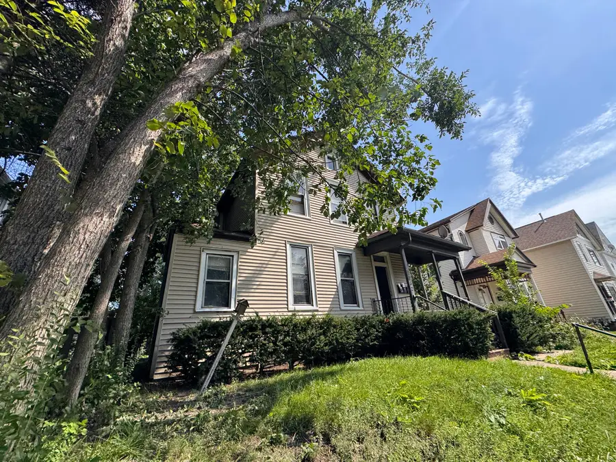 2232 S Allis St, Milwaukee, WI 53207 - #3