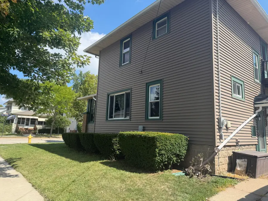 152 14th St, Fond Du Lac, WI 54935 - #2