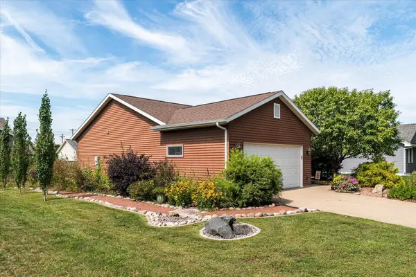 4240 Verchota St, La Crosse, WI 54601