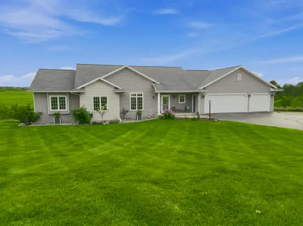 S5420 Eagle Dr, Viroqua, WI 54665