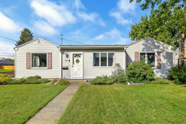 2622 Hoeschler Dr, La Crosse, WI 54601