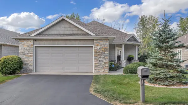 1982 Golf Course Dr, Fond Du Lac, WI 54937