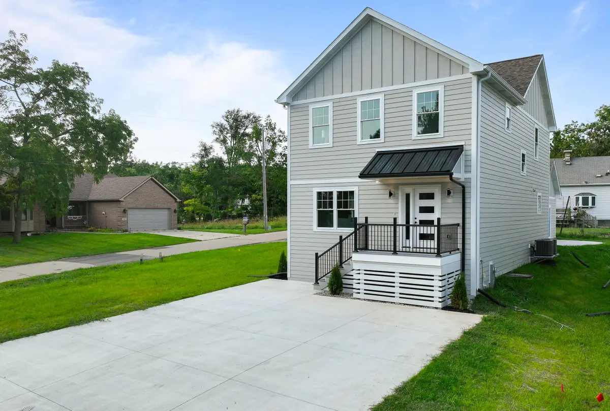 W3824 Lakeview Dr, Como, WI 53147 - #1