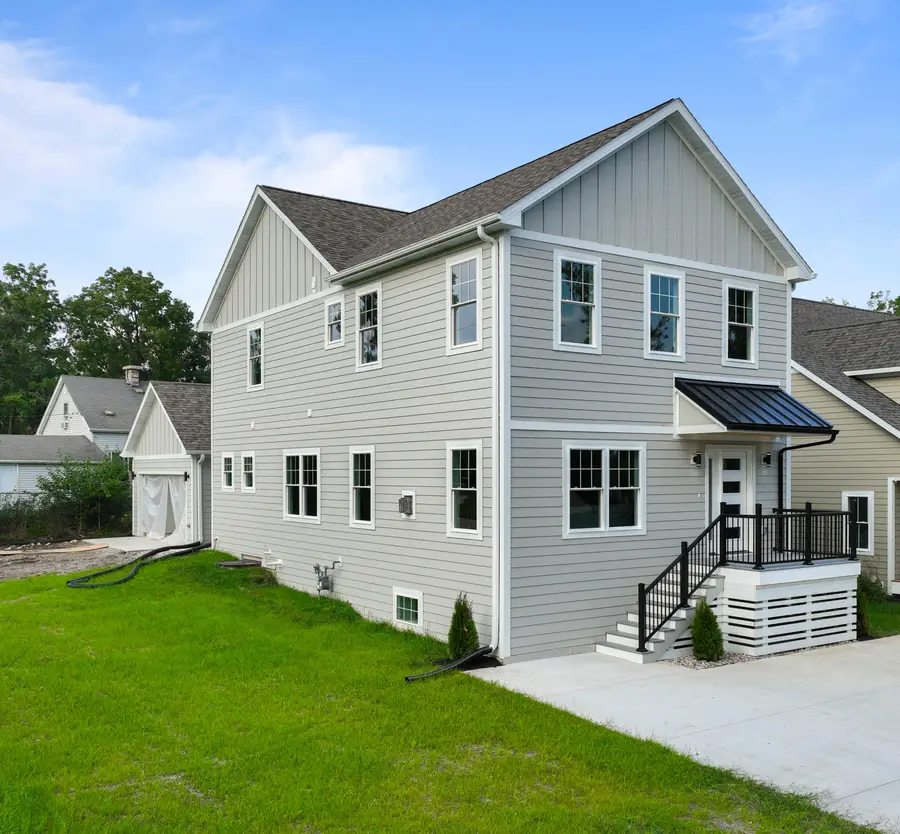 W3824 Lakeview Dr, Como, WI 53147 - #2