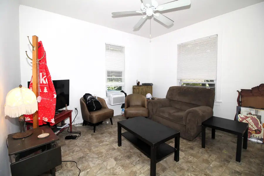 3137 S Howell Ave, Milwaukee, WI 53207 - #3