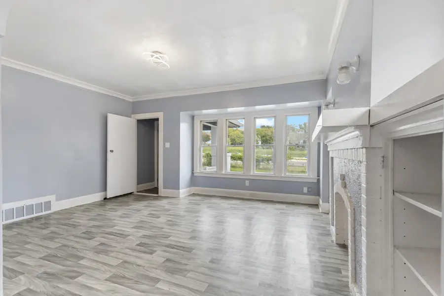 3259 N 8th St, Milwaukee, WI 53206 - #3