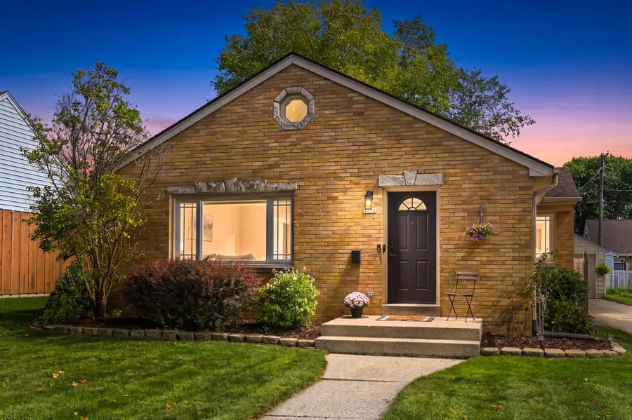 3716 N 97th Pl, Milwaukee, WI 53222 - #2