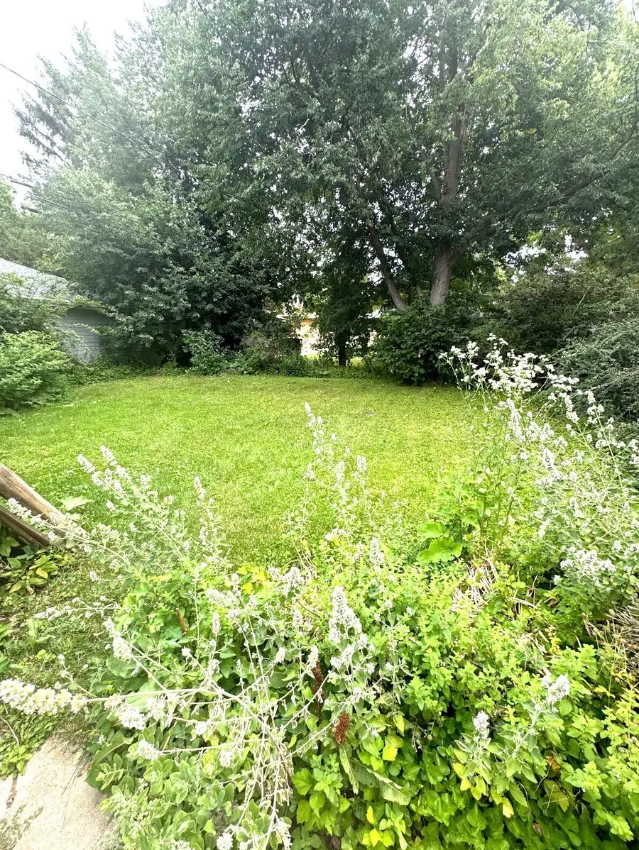 4114 N 94th St, Wauwatosa, WI 53222 - #3
