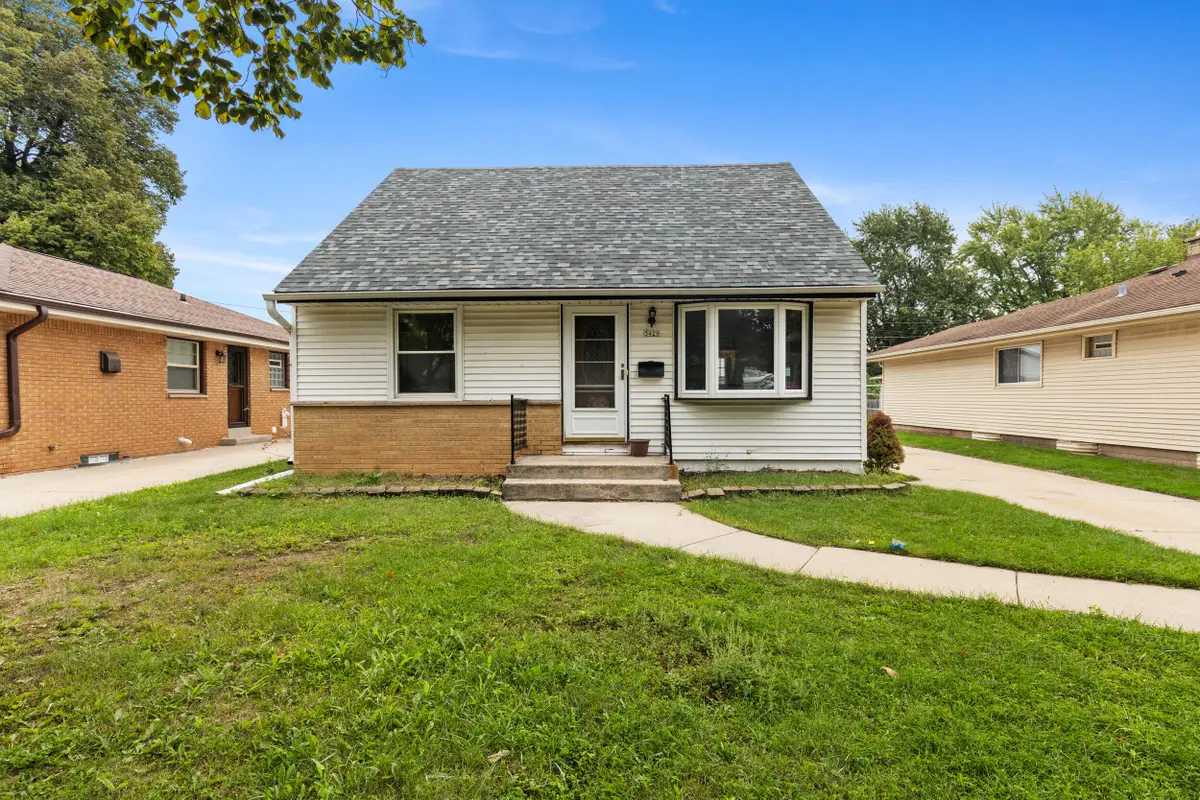 3420 S 81st St, Milwaukee, WI 53219 - #1