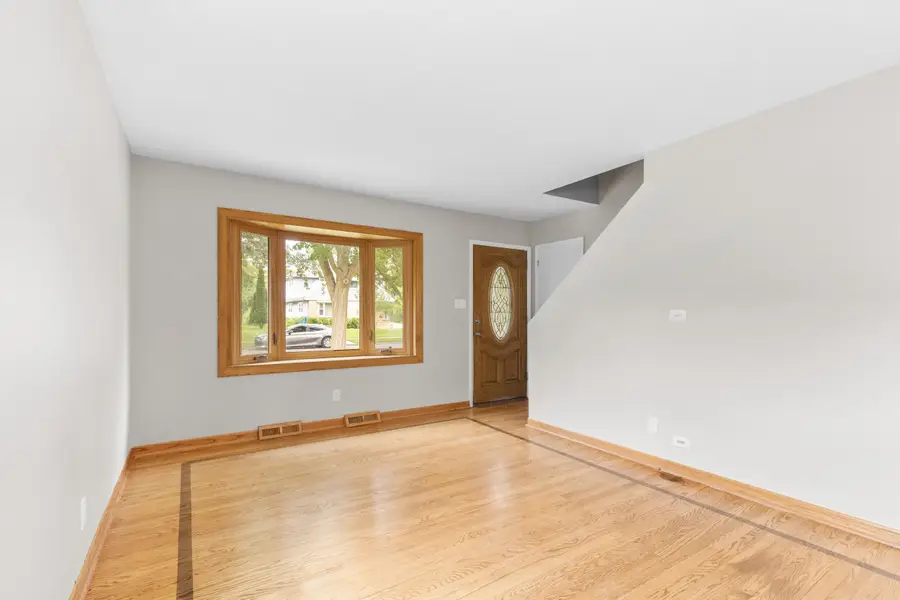 3420 S 81st St, Milwaukee, WI 53219 - #2