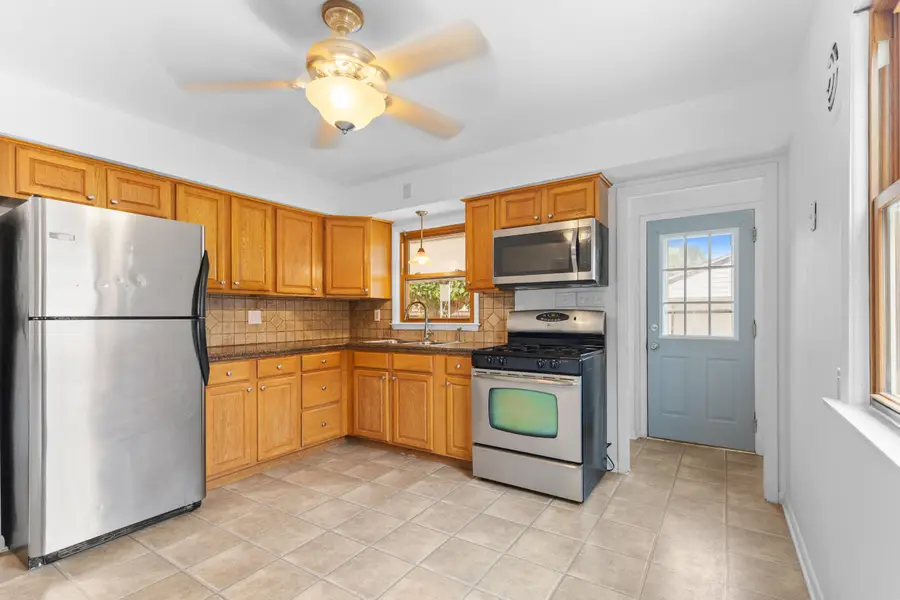 3420 S 81st St, Milwaukee, WI 53219 - #3