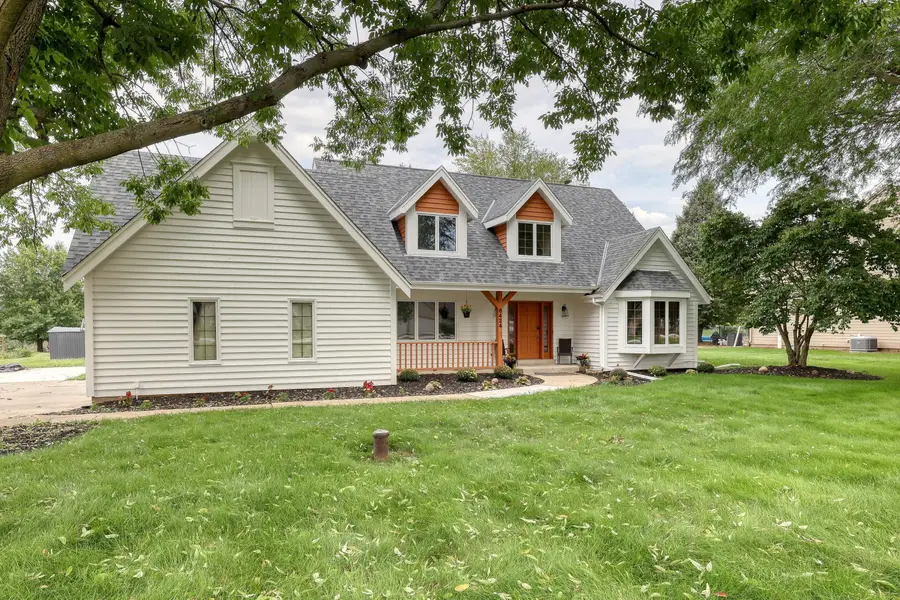 8424 S 68th St, Franklin, WI 53132 - #3