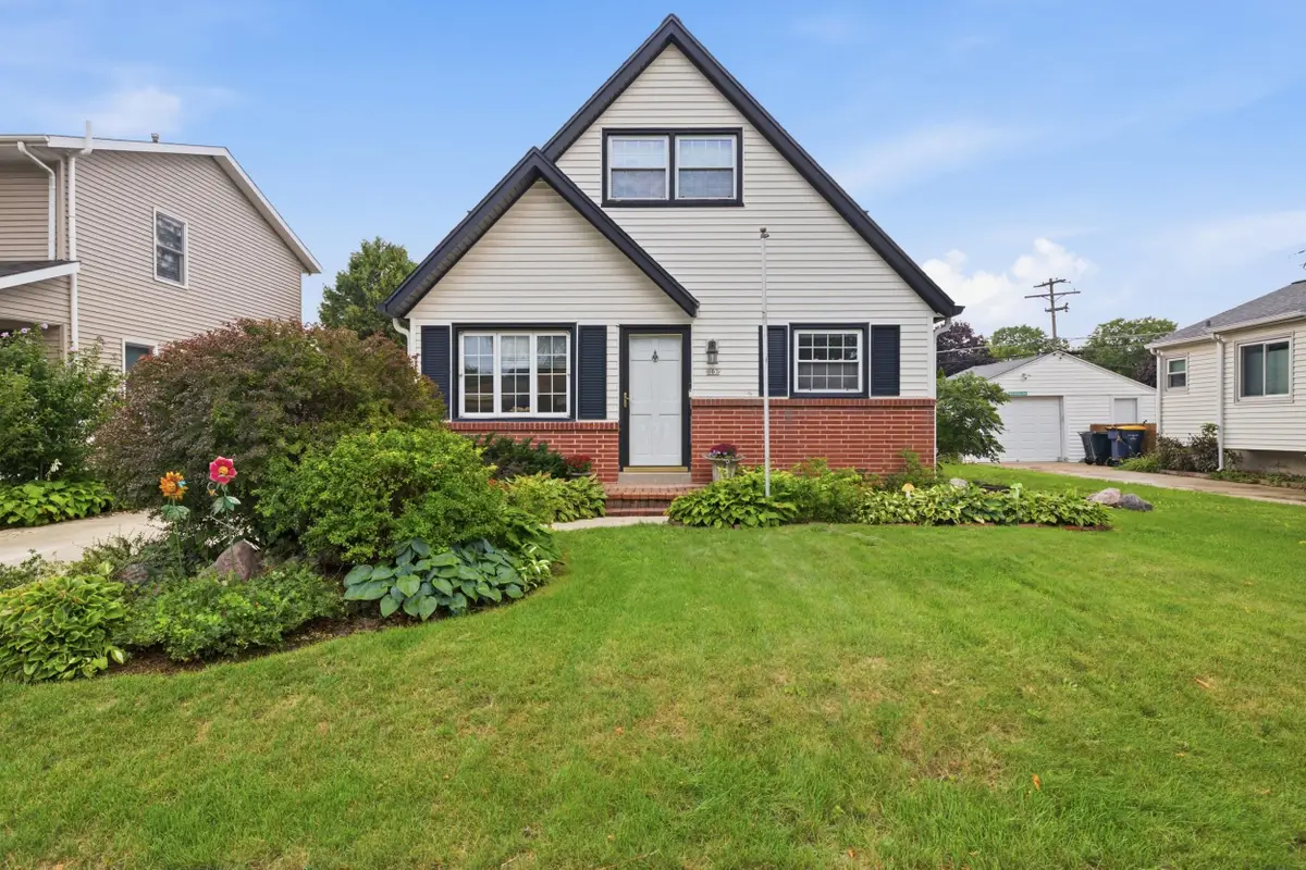 803 S 119th St, West Allis, WI 53214 - #1