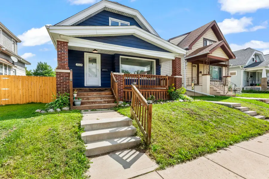 2024 S 58th St, West Allis, WI 53219 - #2