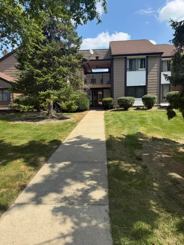 8629 N Servite Dr, Milwaukee, WI 53223