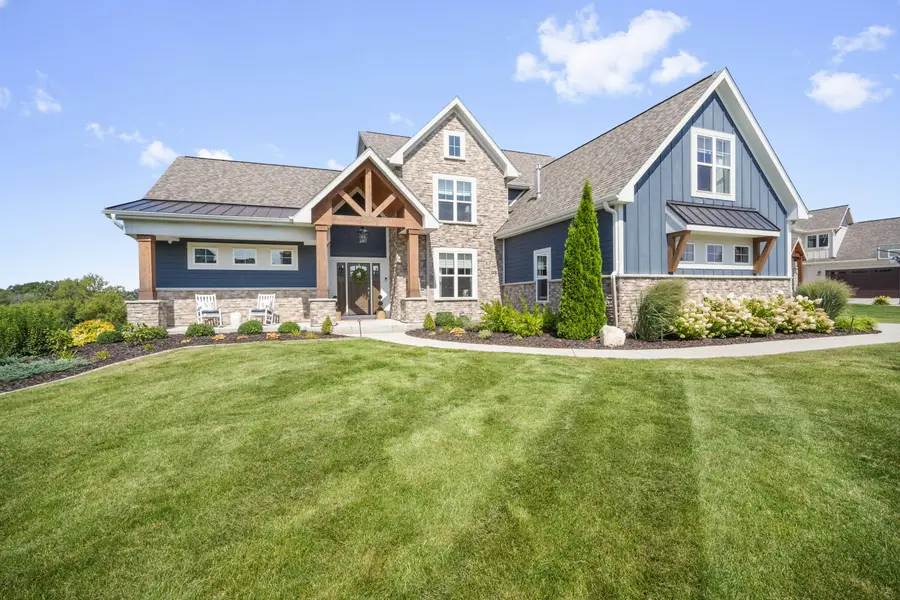 N41W23622 Century Farm Rd, Pewaukee, WI 53072 - #2