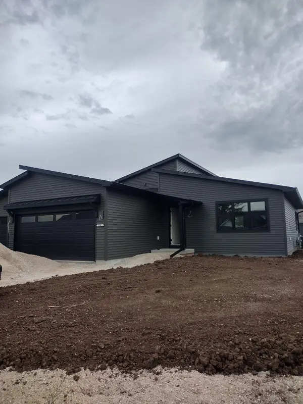 1507 Alpine Cir, North Fond Du Lac, WI 54937