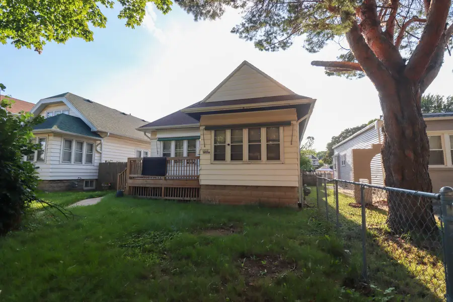 3035 N 52nd St, Milwaukee, WI 53210 - #2